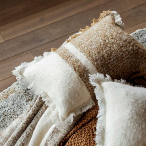 3662049125464-housse-de-coussin-50x80-megeve--gold