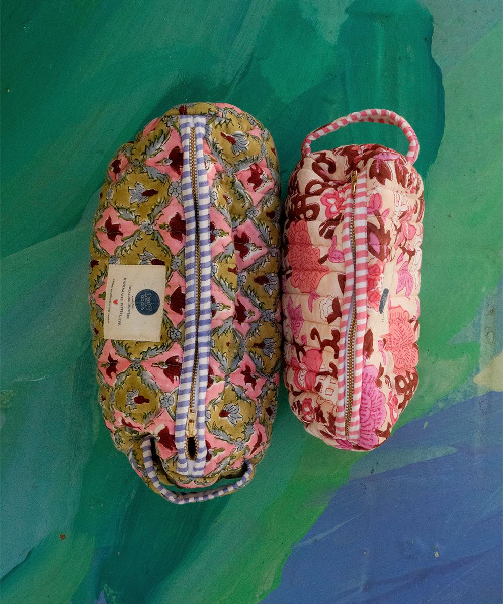 2000049123294-molly-make-up-bag-large