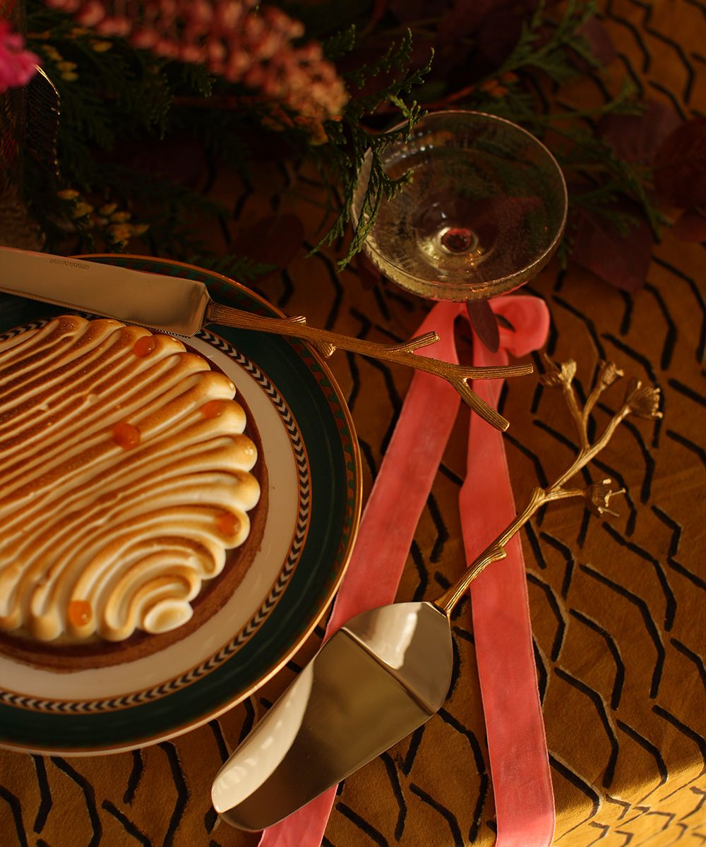 2000049123256-ava-blossom-cake-set-in-giftbox