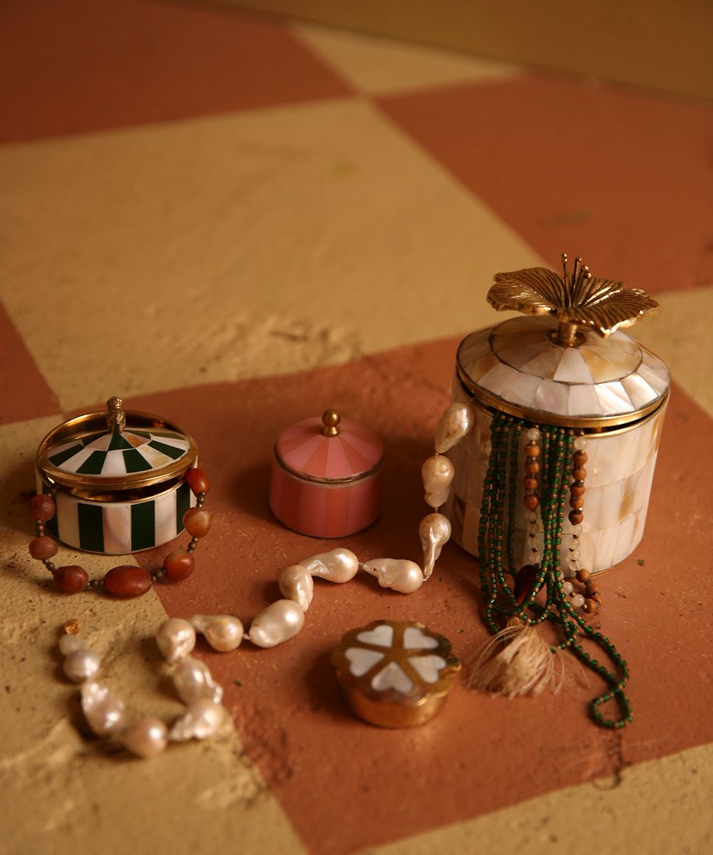 2000049123379-liv-circus-box-large-multi