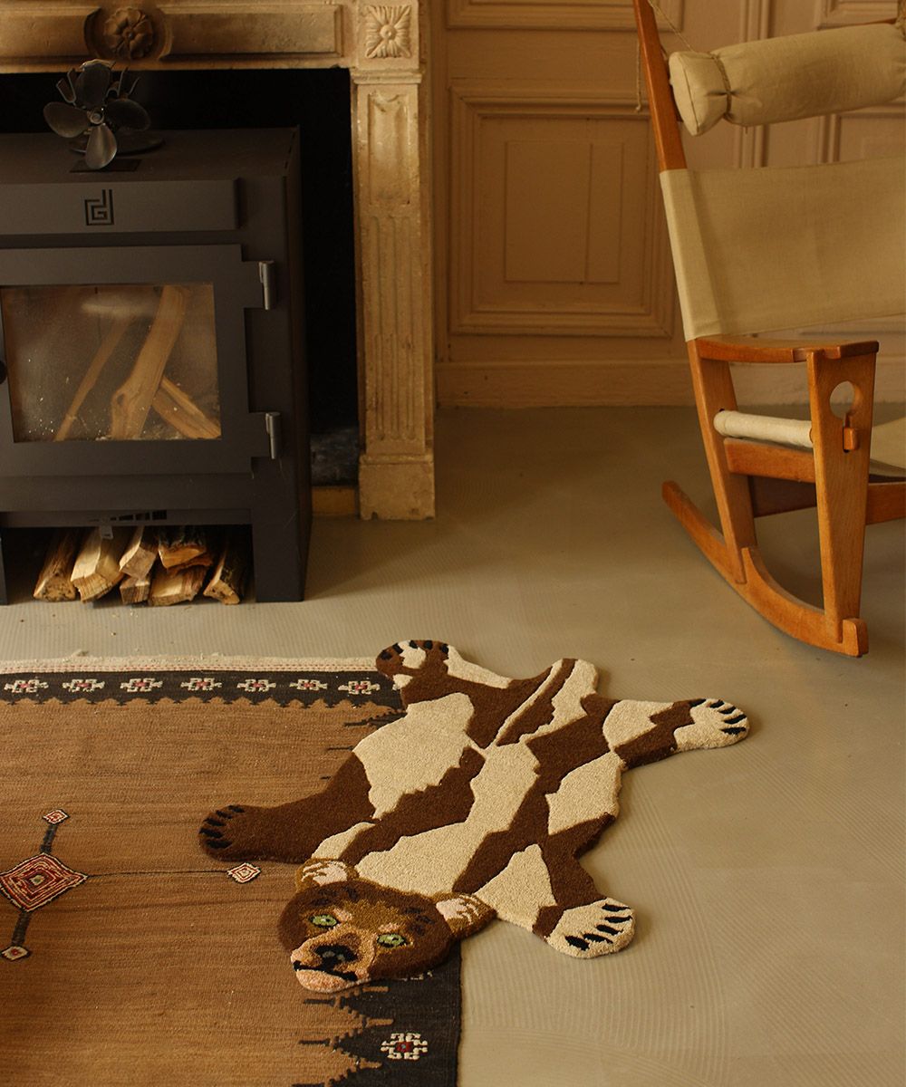 2000049123287-quin-bear-rug-small