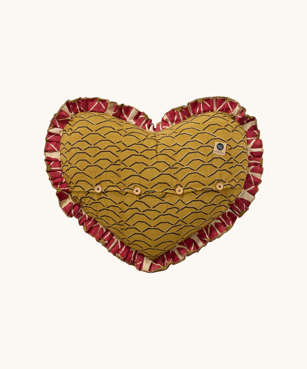 2000049123386-coussin-coeur-erin-large