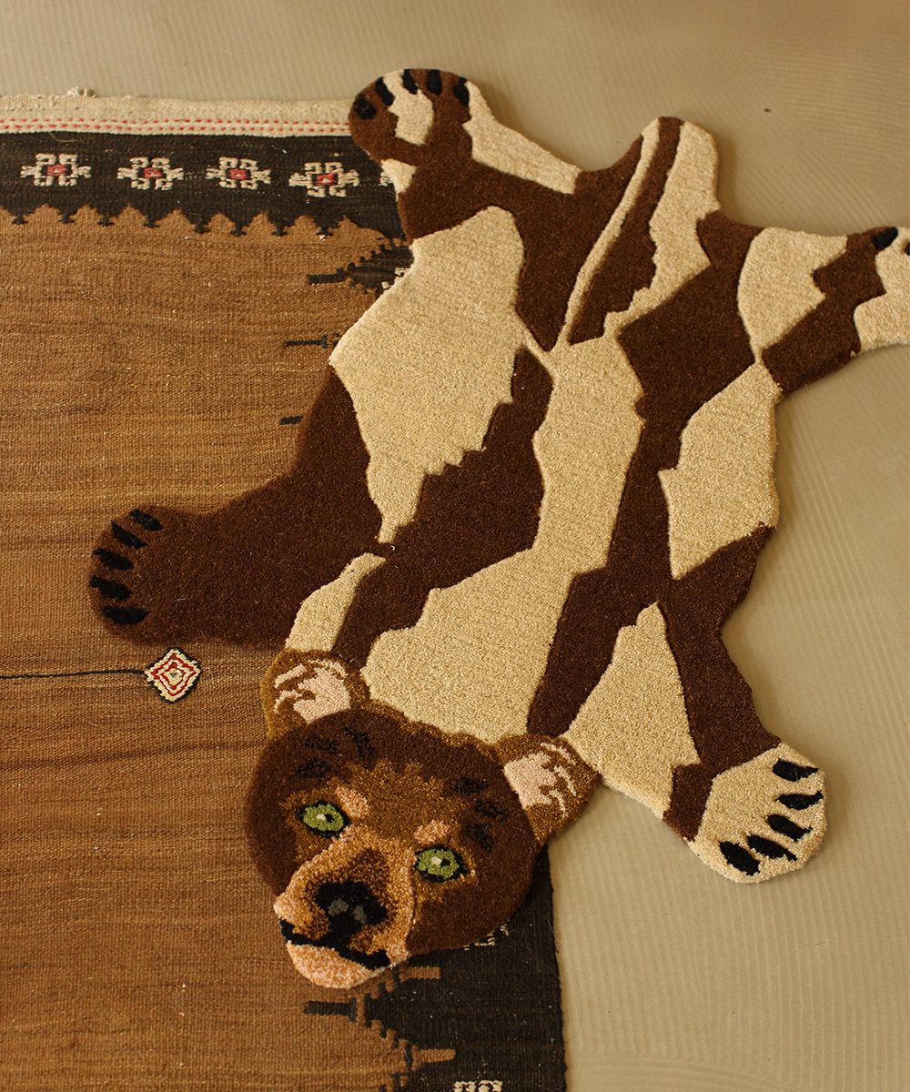 2000049123287-quin-bear-rug-small