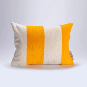 2500100013880-coussin-place-reservee---gold