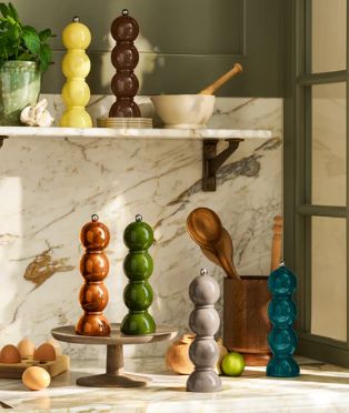 5024043202554-chocolate-bobbin-moulin-sel-ou-poivre---24cm