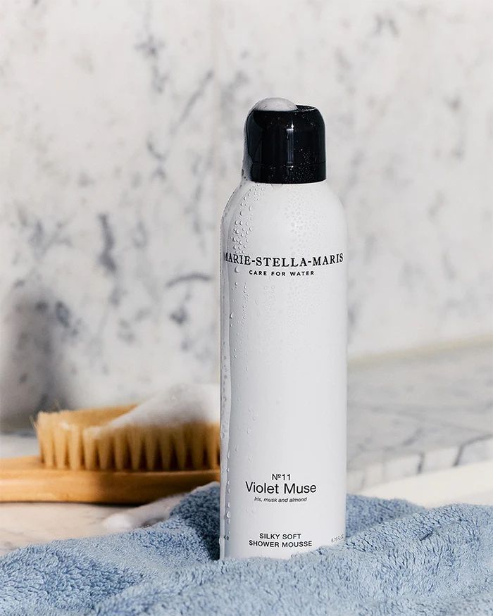 8720701169722-shower-mousse---violet-muse