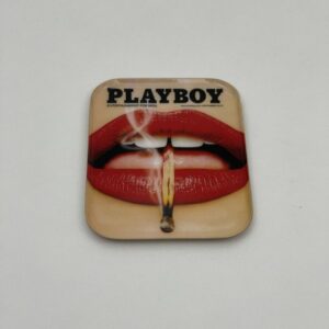 3662101090822-plateau-playboy-s---2013-11bouche-rouge