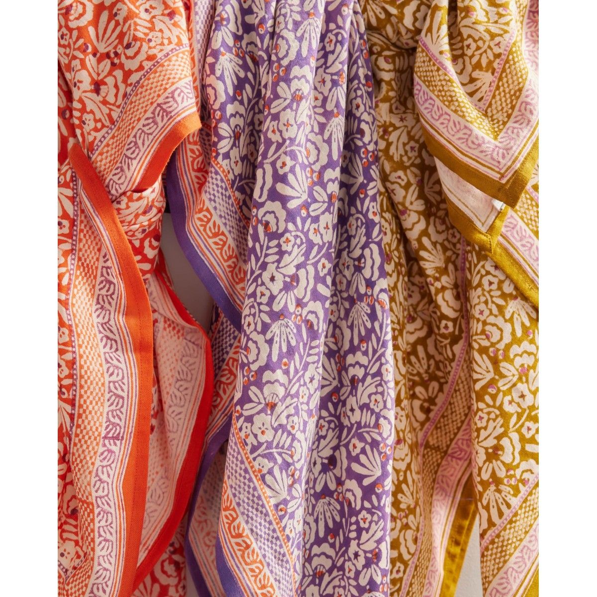 2000049127995-foulard-indienenfant----iris-violine