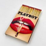 3662101090563-boite-dallumettes-playboy-2013-11-bouche-rouge